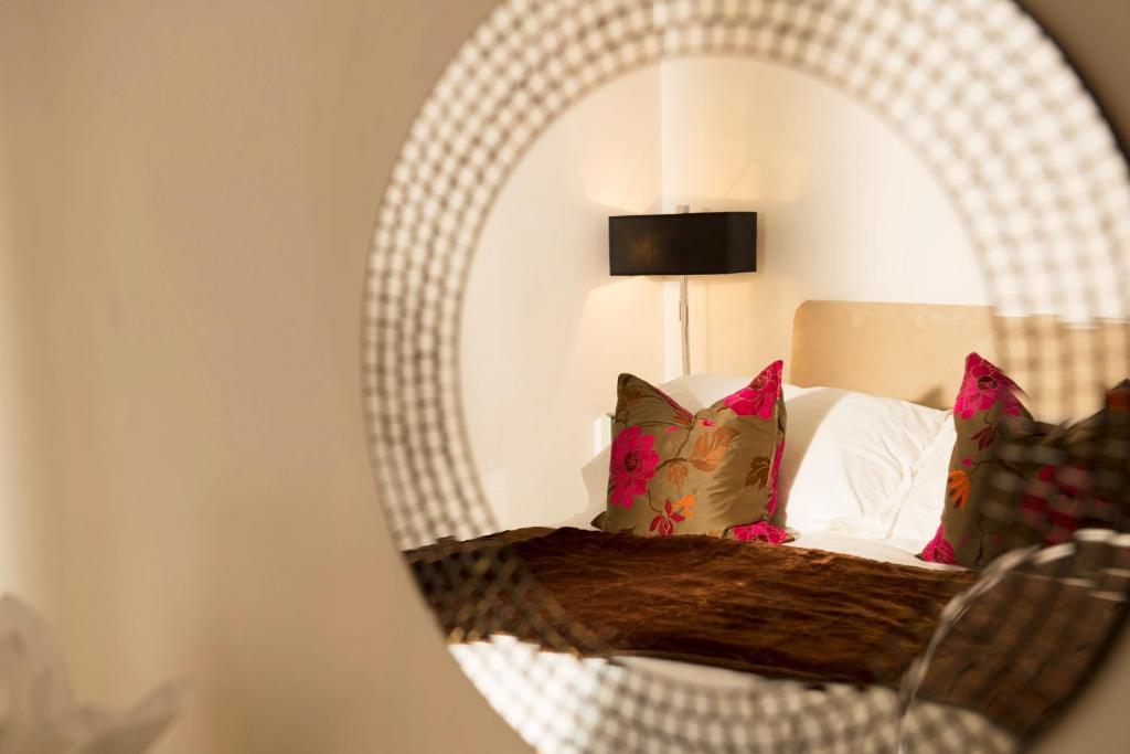 The Grange Bed & Breakfast เซนต์ออสเทลล์ ภายนอก รูปภาพ
