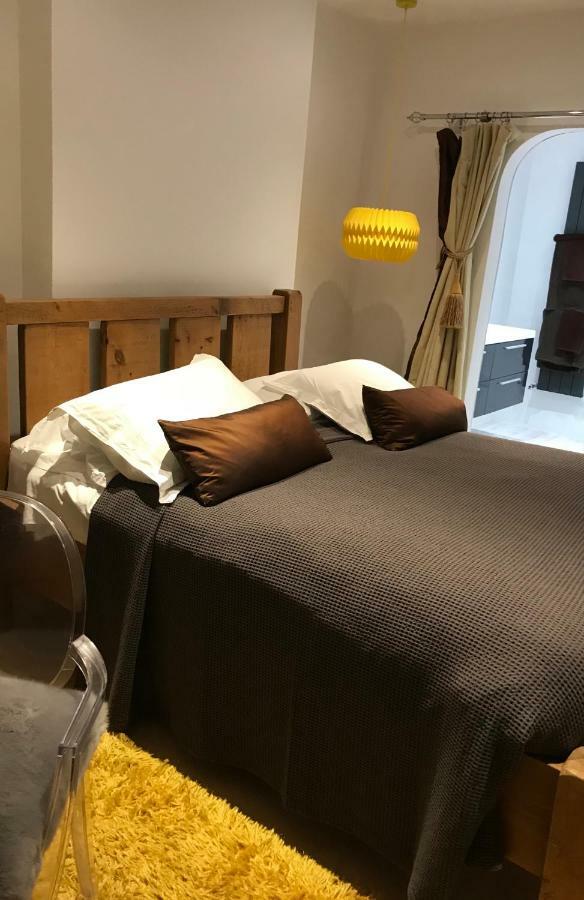 The Grange Bed & Breakfast เซนต์ออสเทลล์ ภายนอก รูปภาพ